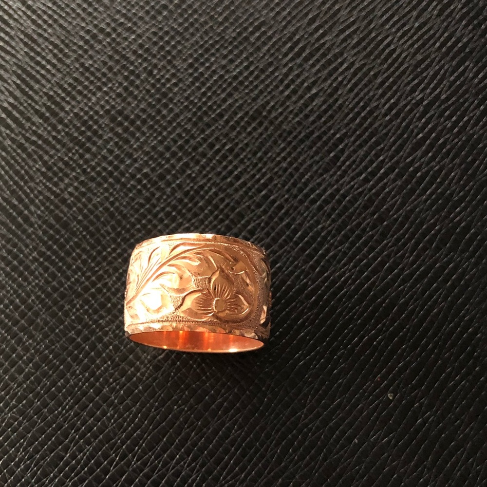Rose gold Hawaiian styled ring